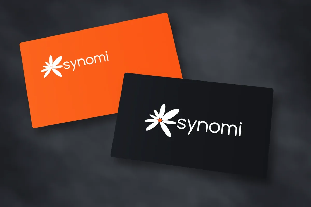 Synomi — logo · app · website